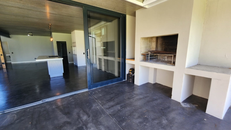 To Let 3 Bedroom Property for Rent in Highlands Western Cape